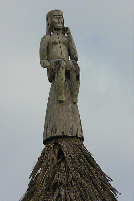 Holzstatue in Mogue, Darien